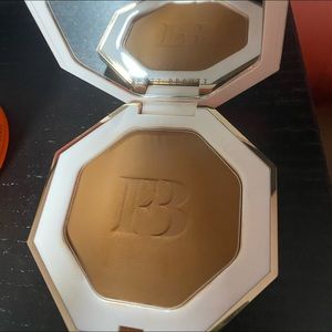 Fenty beauty caramel cutie